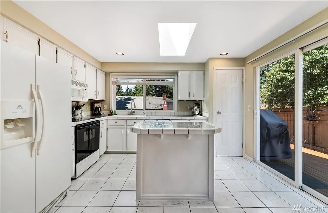 4823 126th Pl SE