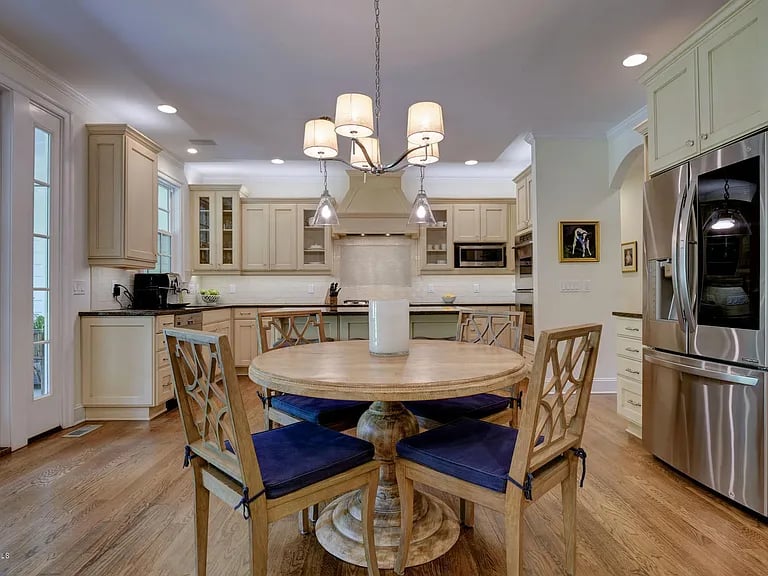 2126 Harborway Dr