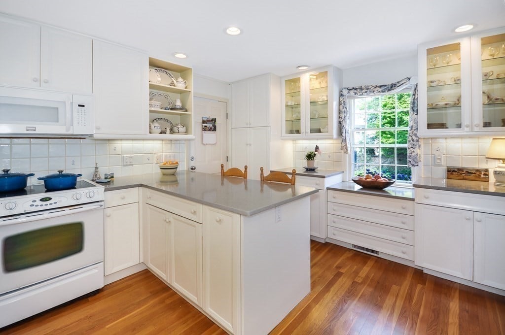 88 Walden St