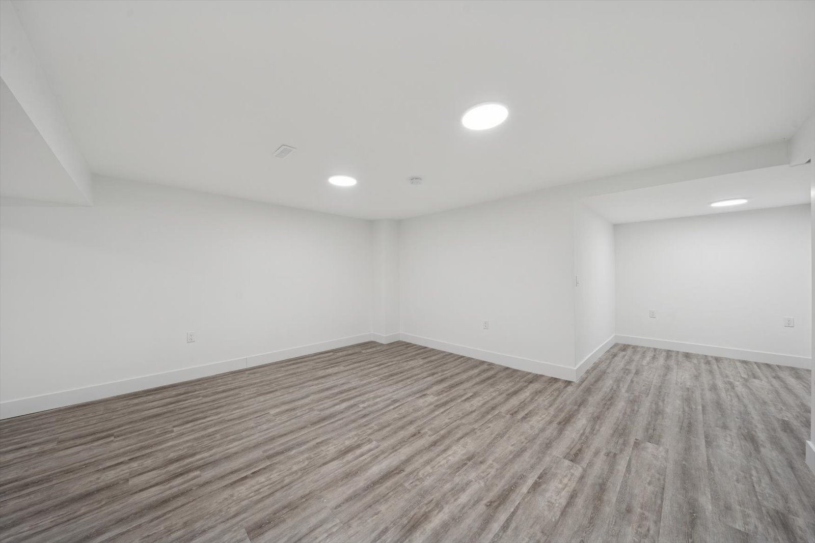 62 Pepperell Cres