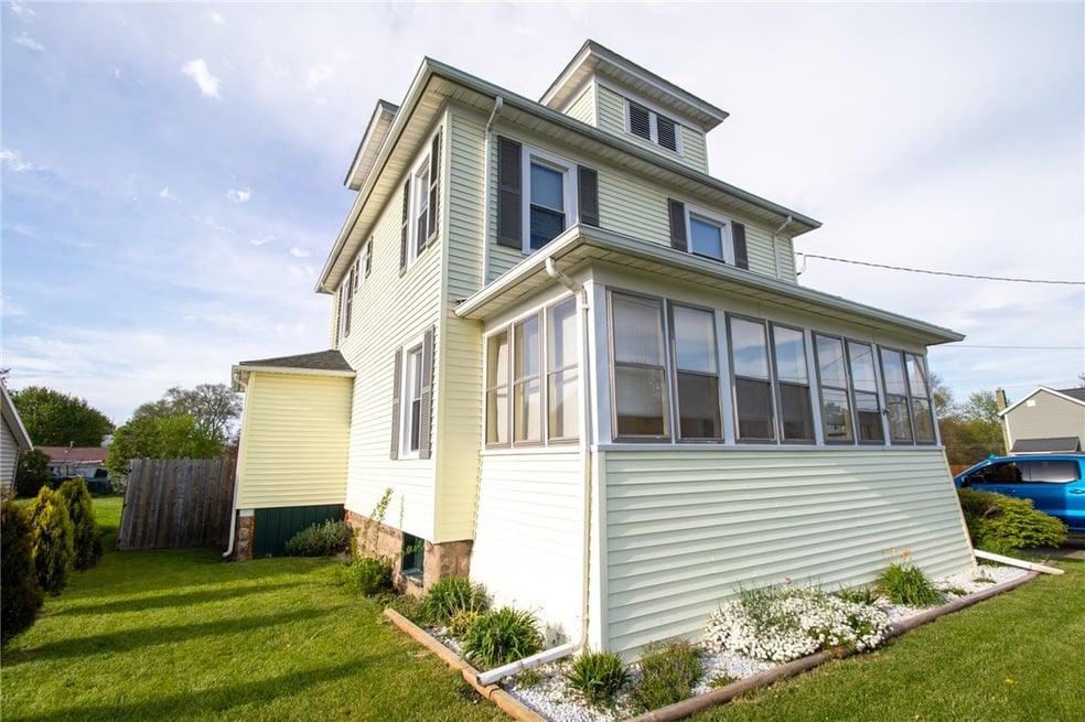 154 McDermott St