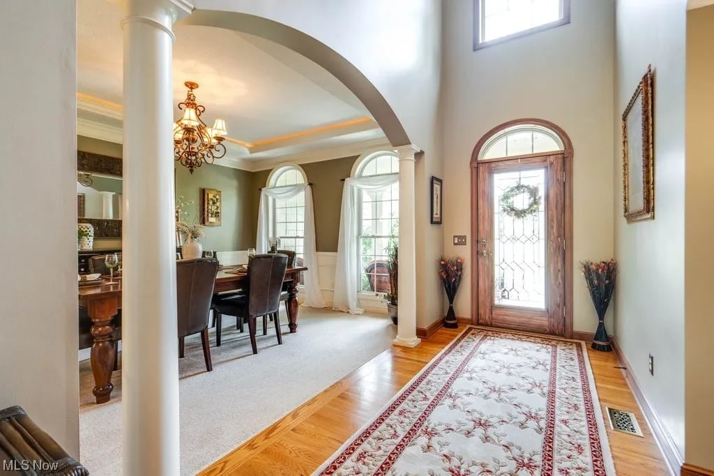 2274 Angela Vista