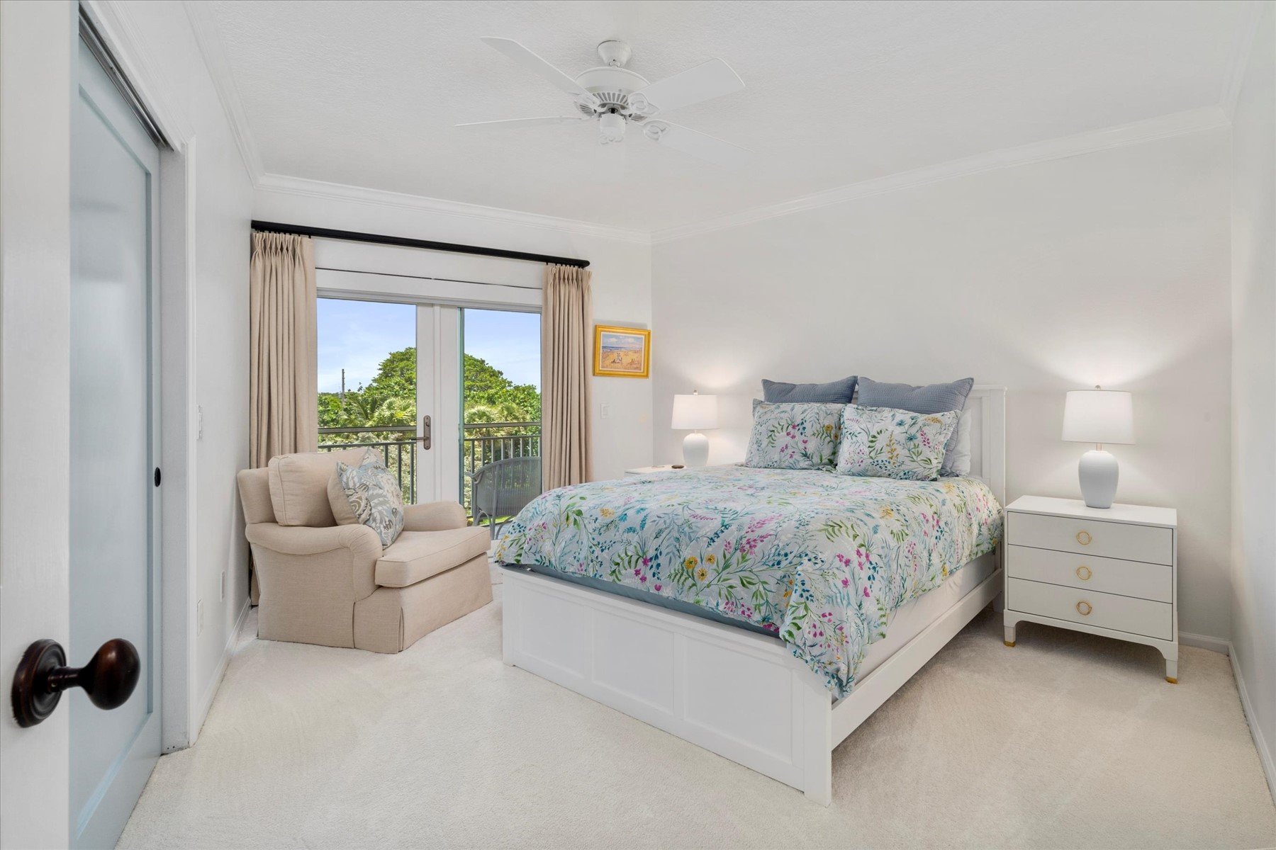 8820 S Sea Oaks Way 204