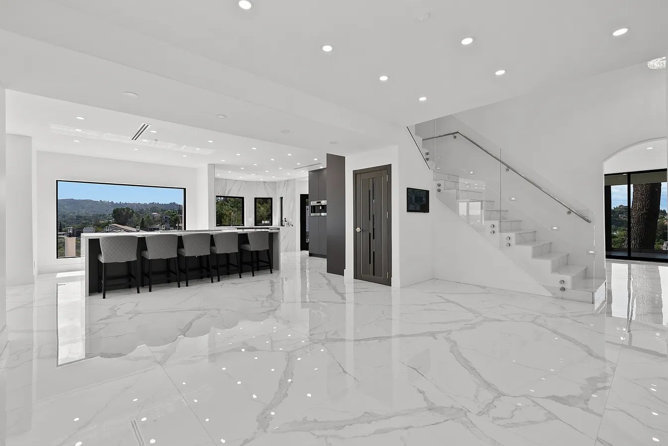 5252 Darro Road
