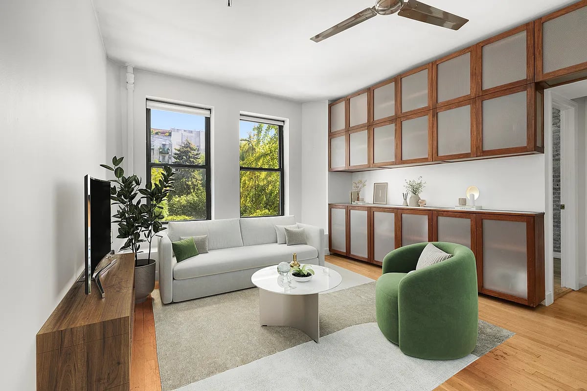 149 Avenue C #2F