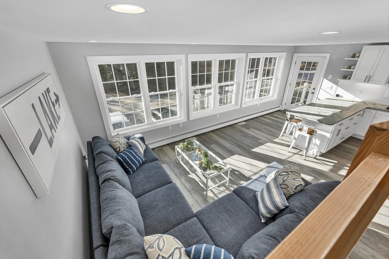 19 Eden Ln