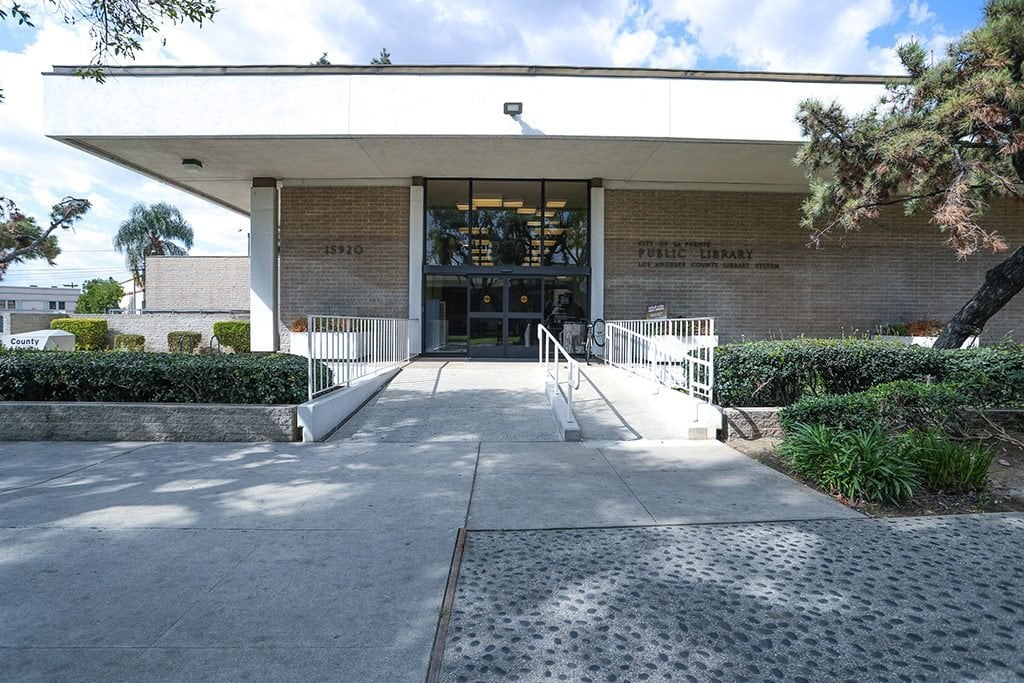 Entrance to La Puente Library at 15920 East Central Avenue