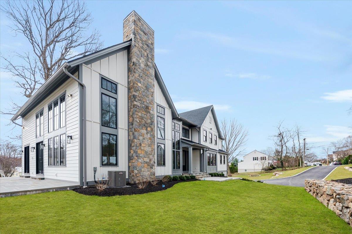 23 Sylvan Rd