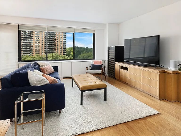 372 Central Park W APT 9B