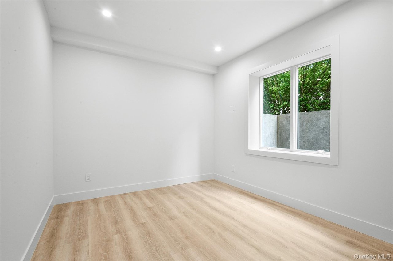 247 Nelson Rd