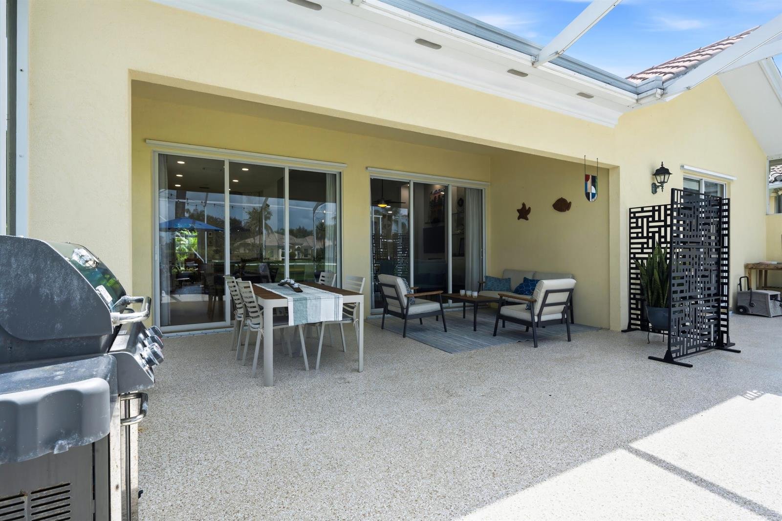1321 Saint Lawrence Dr