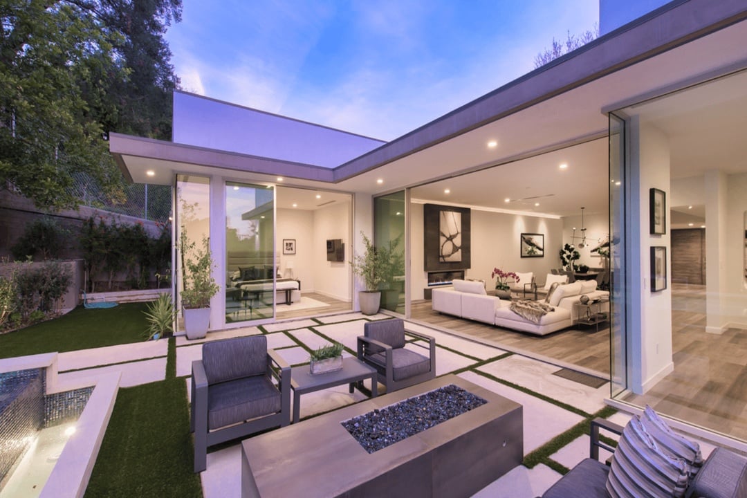 Luxe Summit