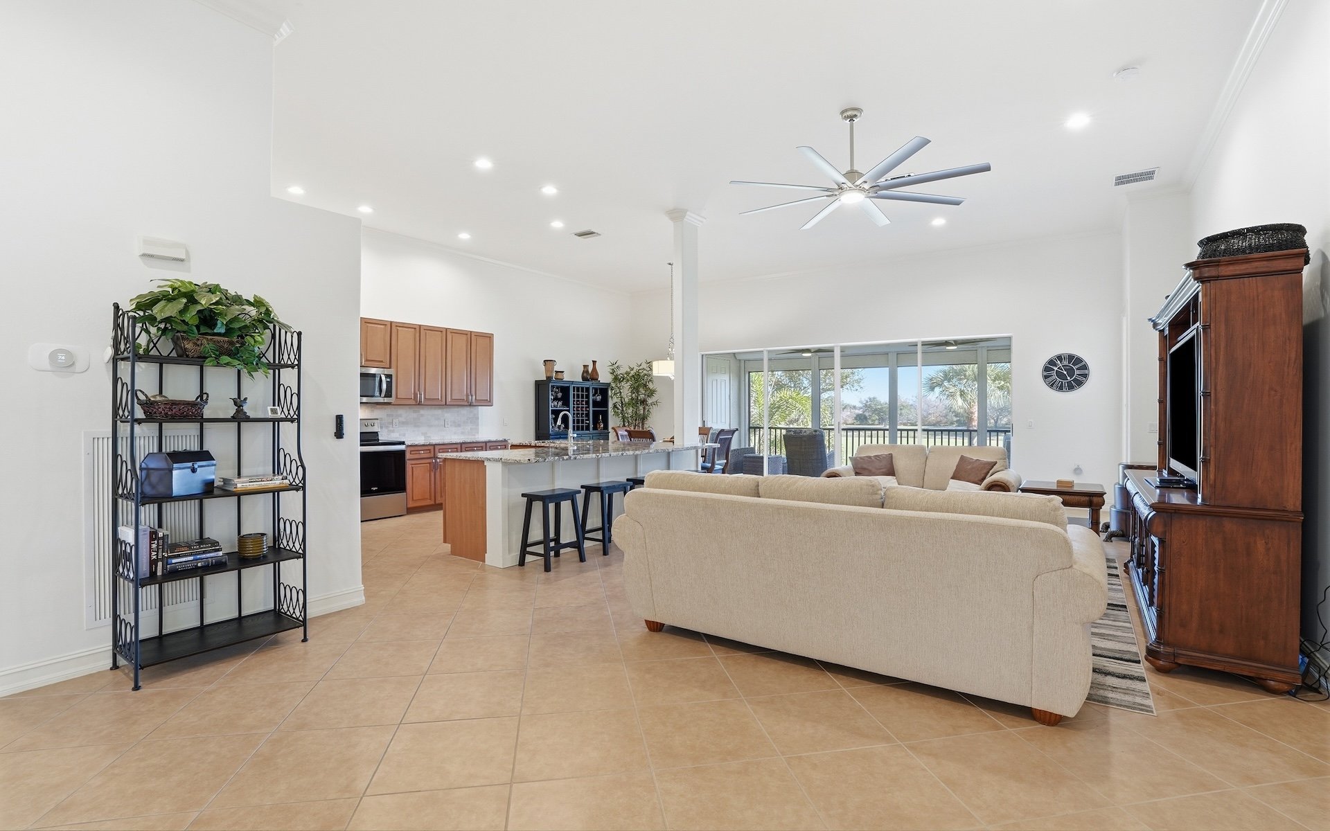 9340 Triana Ter # 284