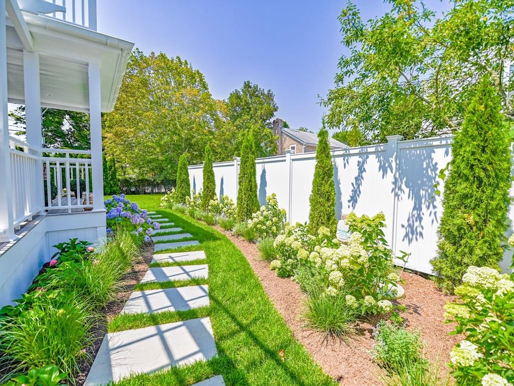 4 Cottle Ln