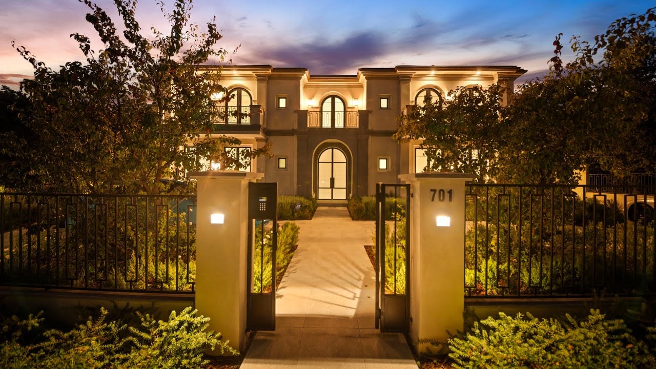 701 N Camden Dr. Beverly Hills, CA 90210
