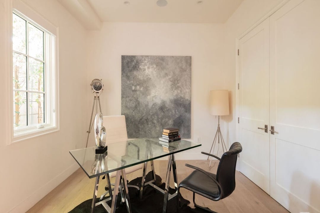 Highcliff Vista, N Stanley Ave, 90036