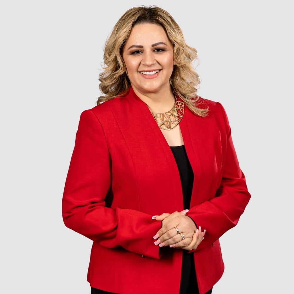 Aracely Olivares Yuma, AZ Real Estate Agent Headshot