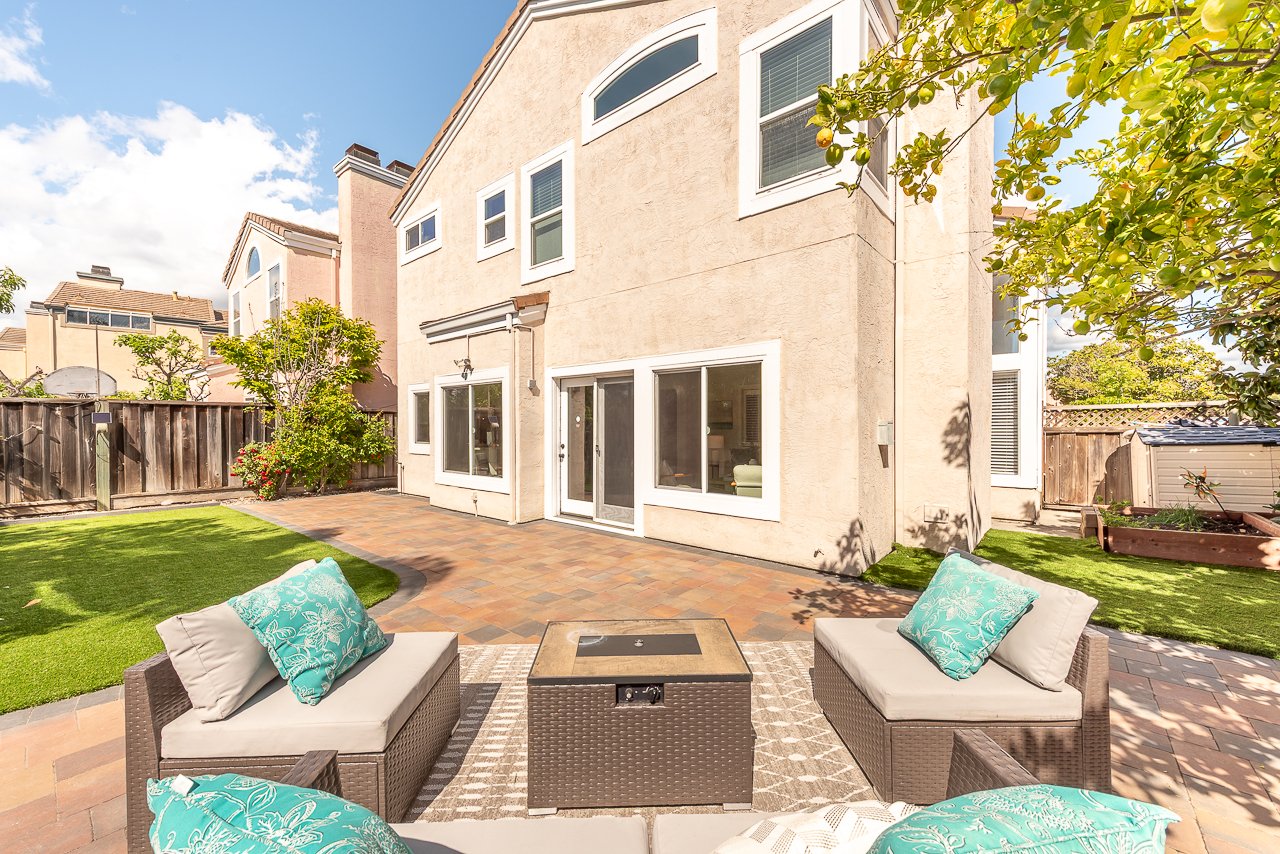 Meridien Court - Gated Community!