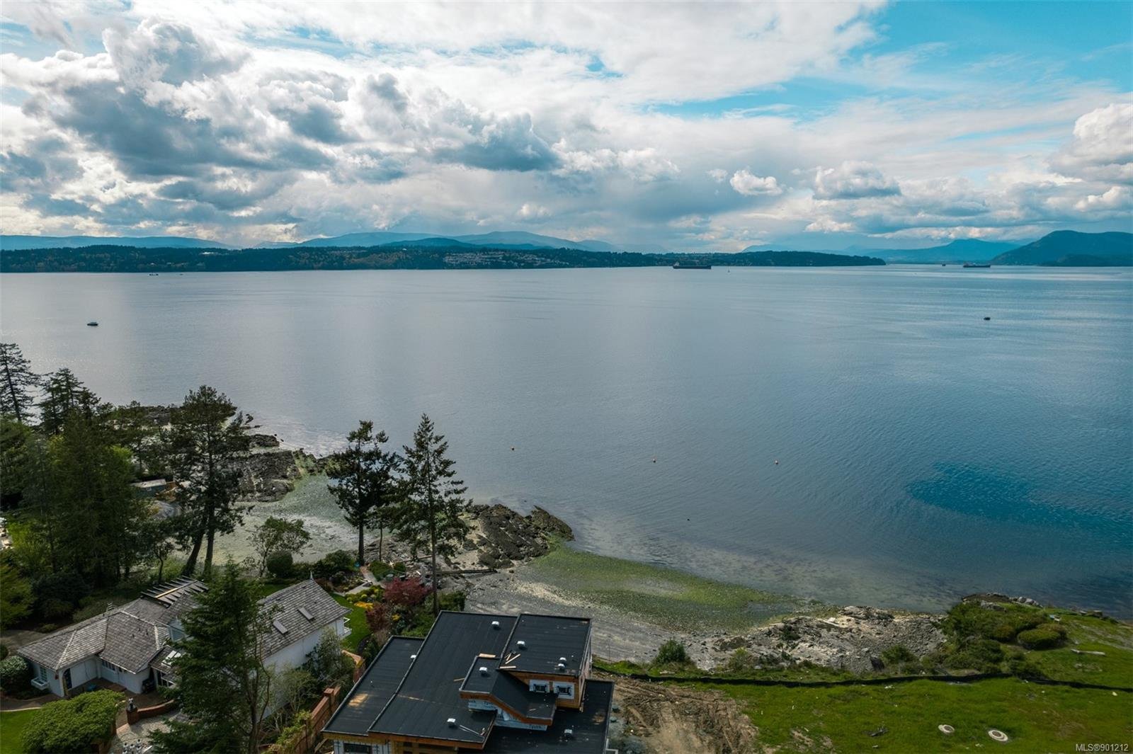 386 Lands End Rd