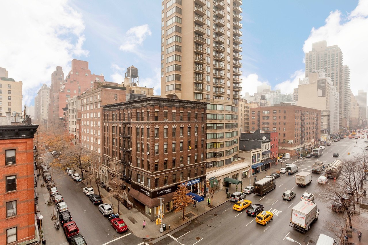 200 East 81st Street