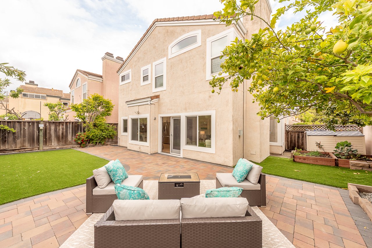 Meridien Court - Gated Community!