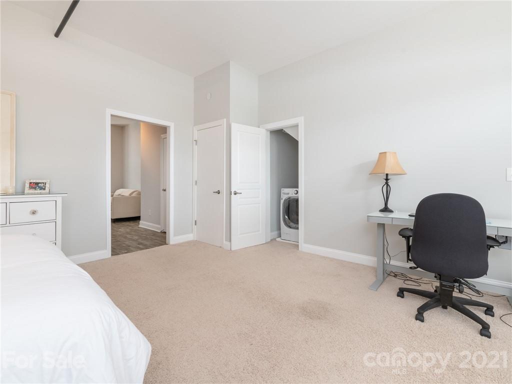 2421 Bonterra Blvd #405