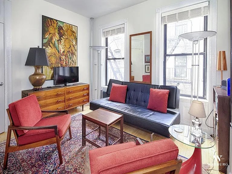 349 W 44th St APT 3RE