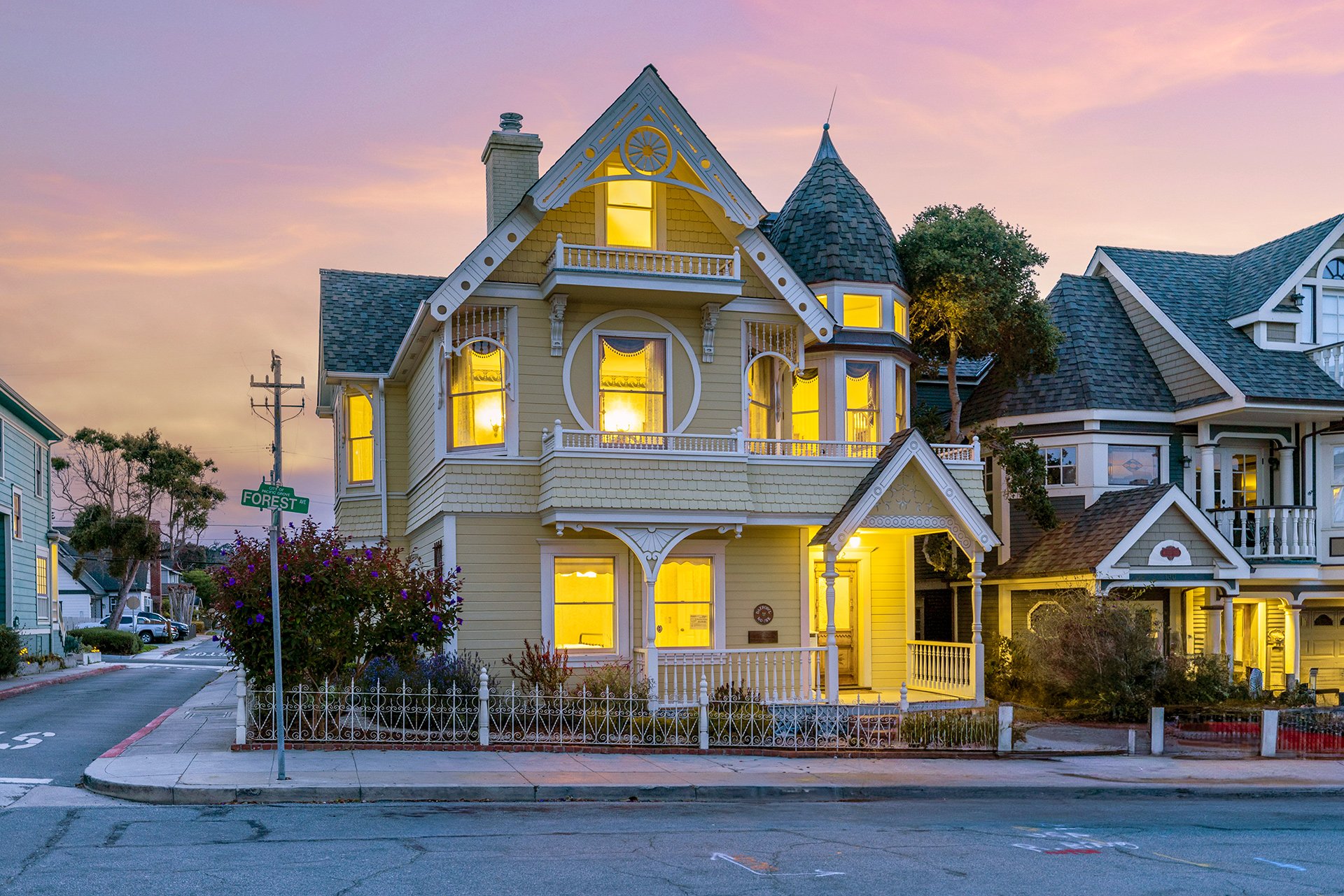 Daffodil House