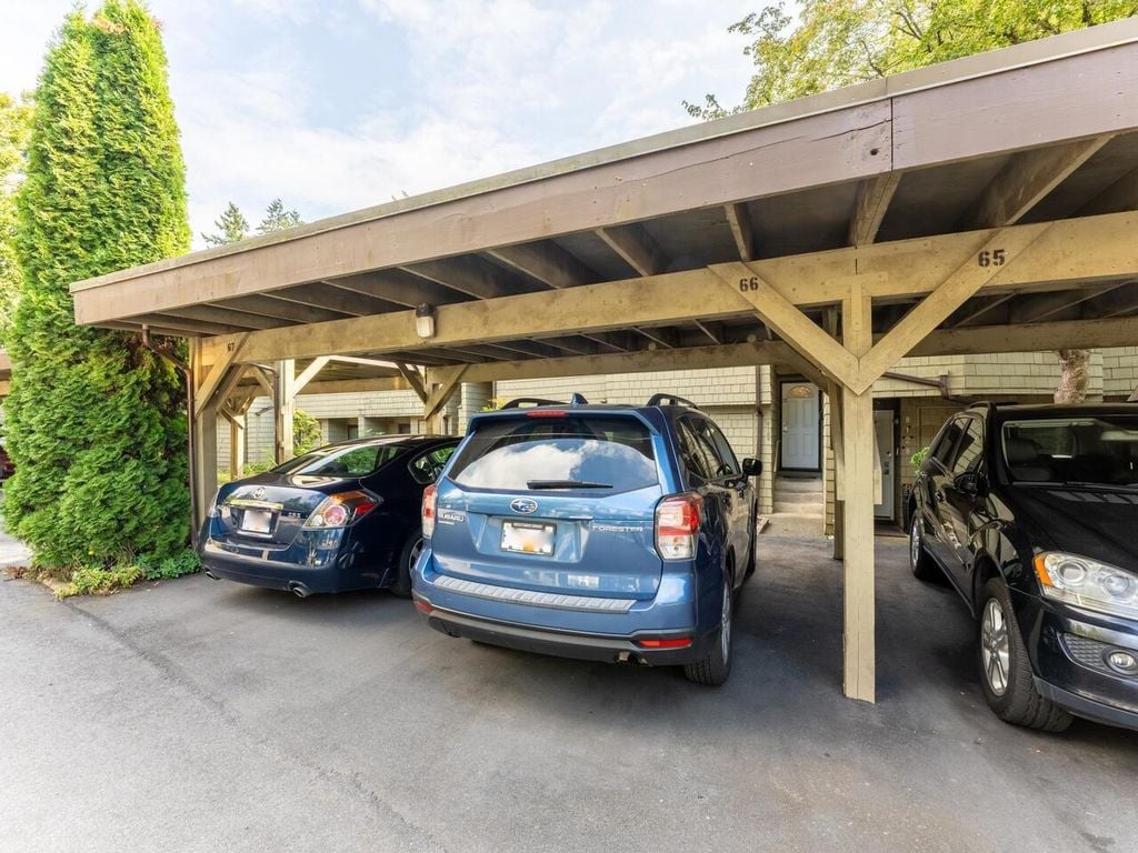 8132 Laval Pl