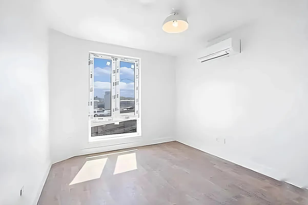 391 Meeker Ave 2A