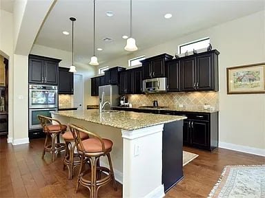 101 Desert Forest Ct