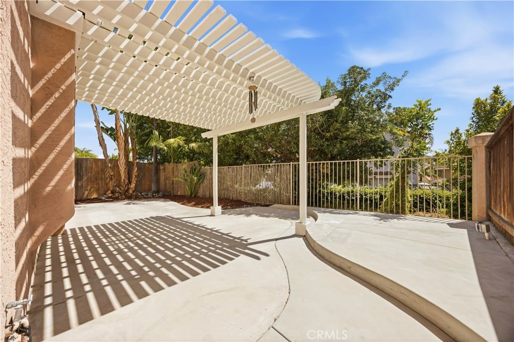 3129 San Helena Dr