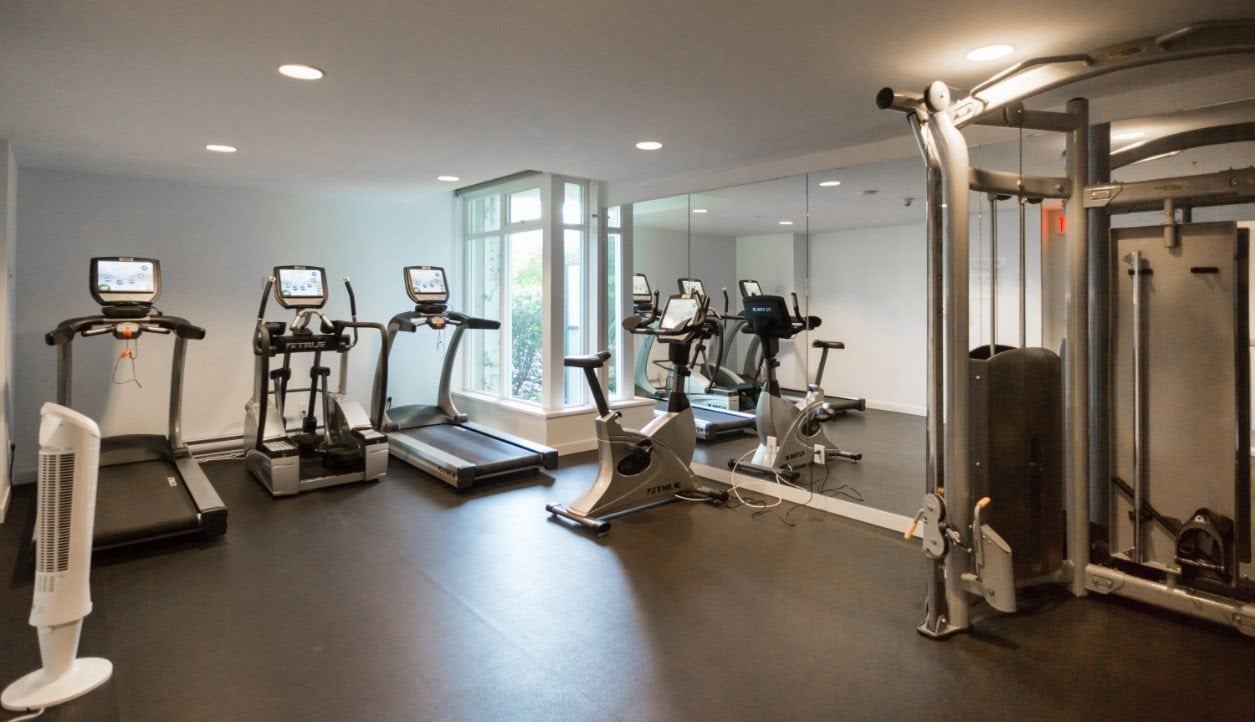 728 W 8th Ave, #502