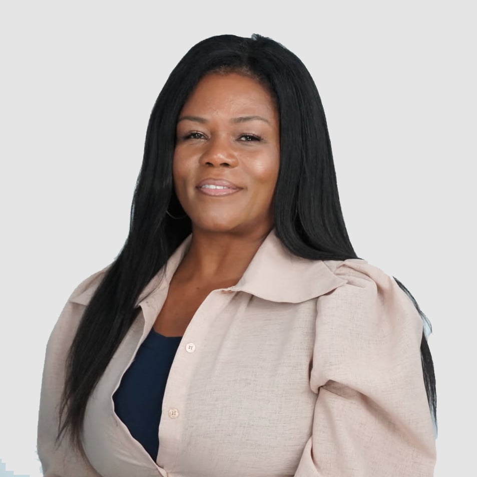 Quanna Hunt Beachwood OH Real Estate Agent Headshot