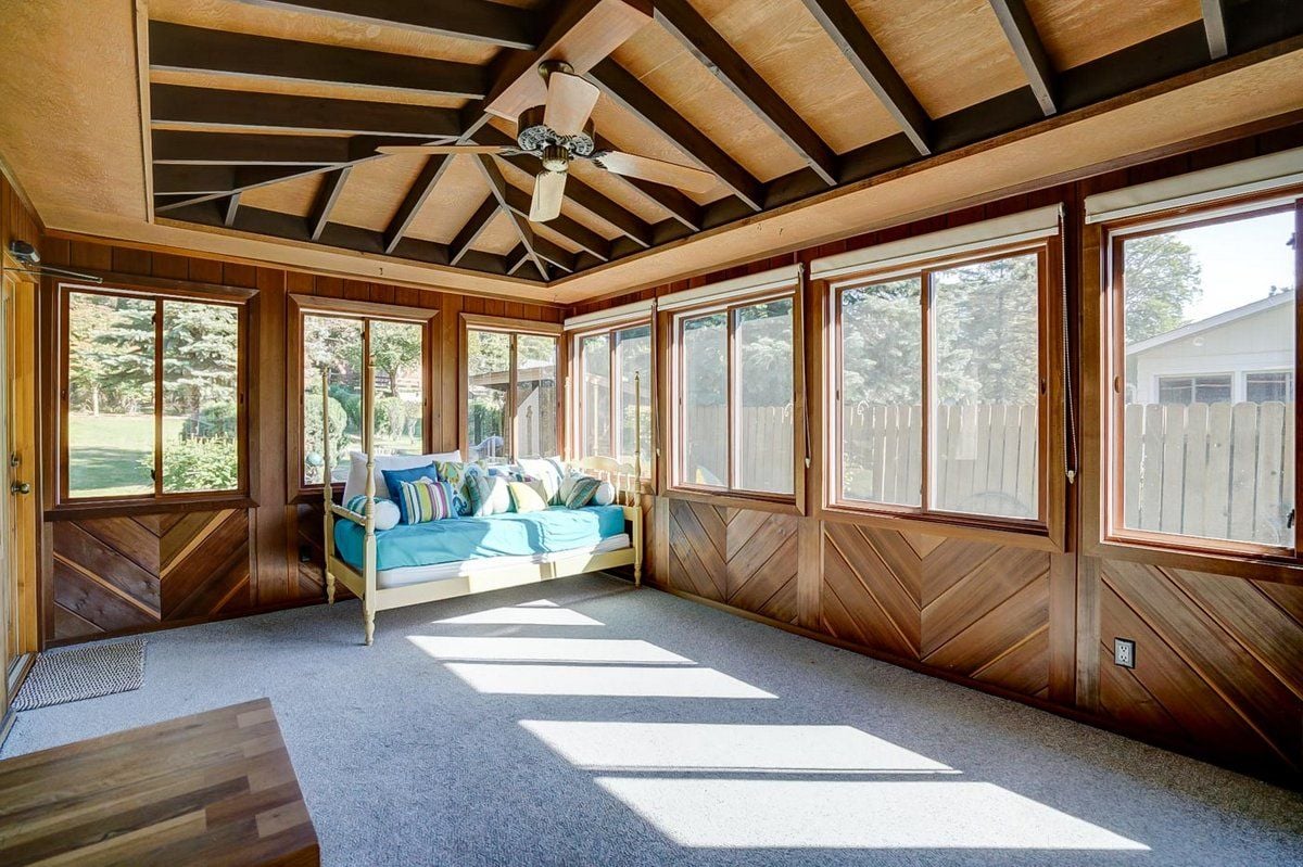 Mid-Century Modern Oasis