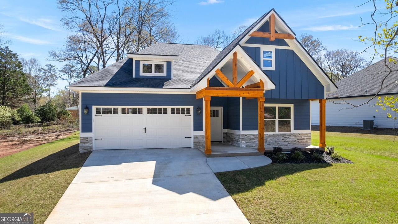110 Friar Tuck Ave