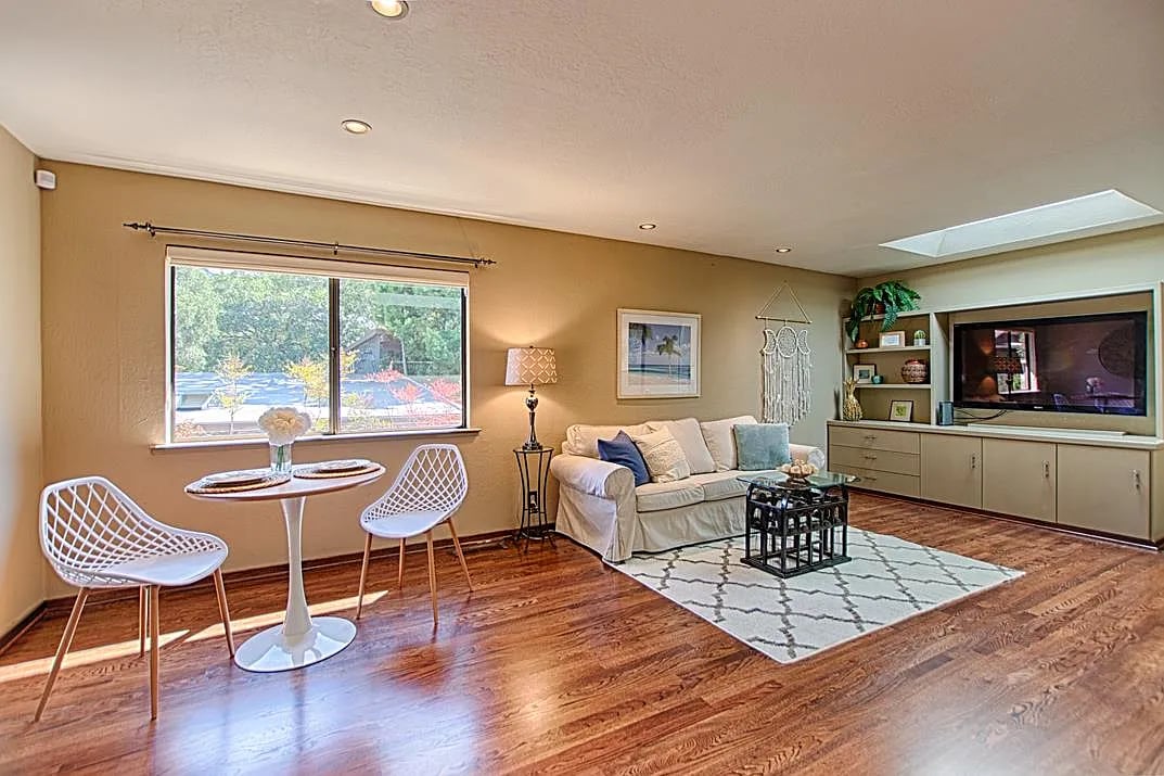 178 Montclair Dr