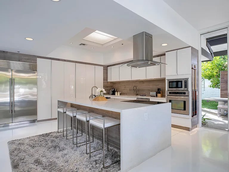 1031 Andreas Palms Dr