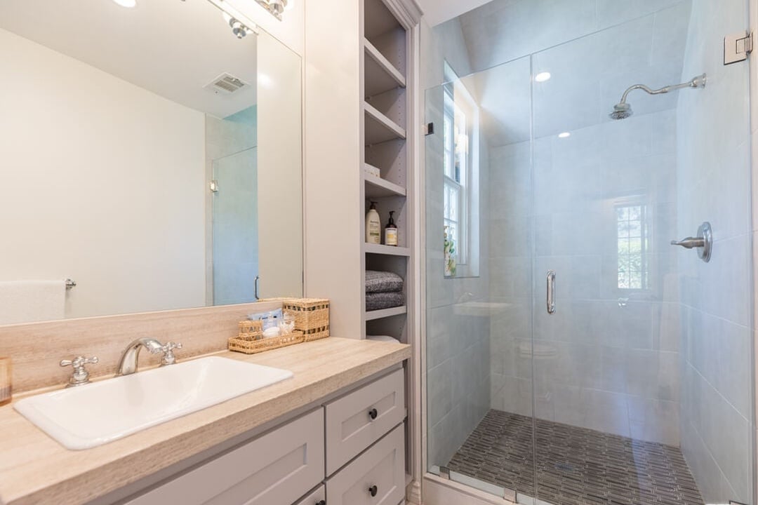 Pinnacle Estate, Wonderland Ave, 90046