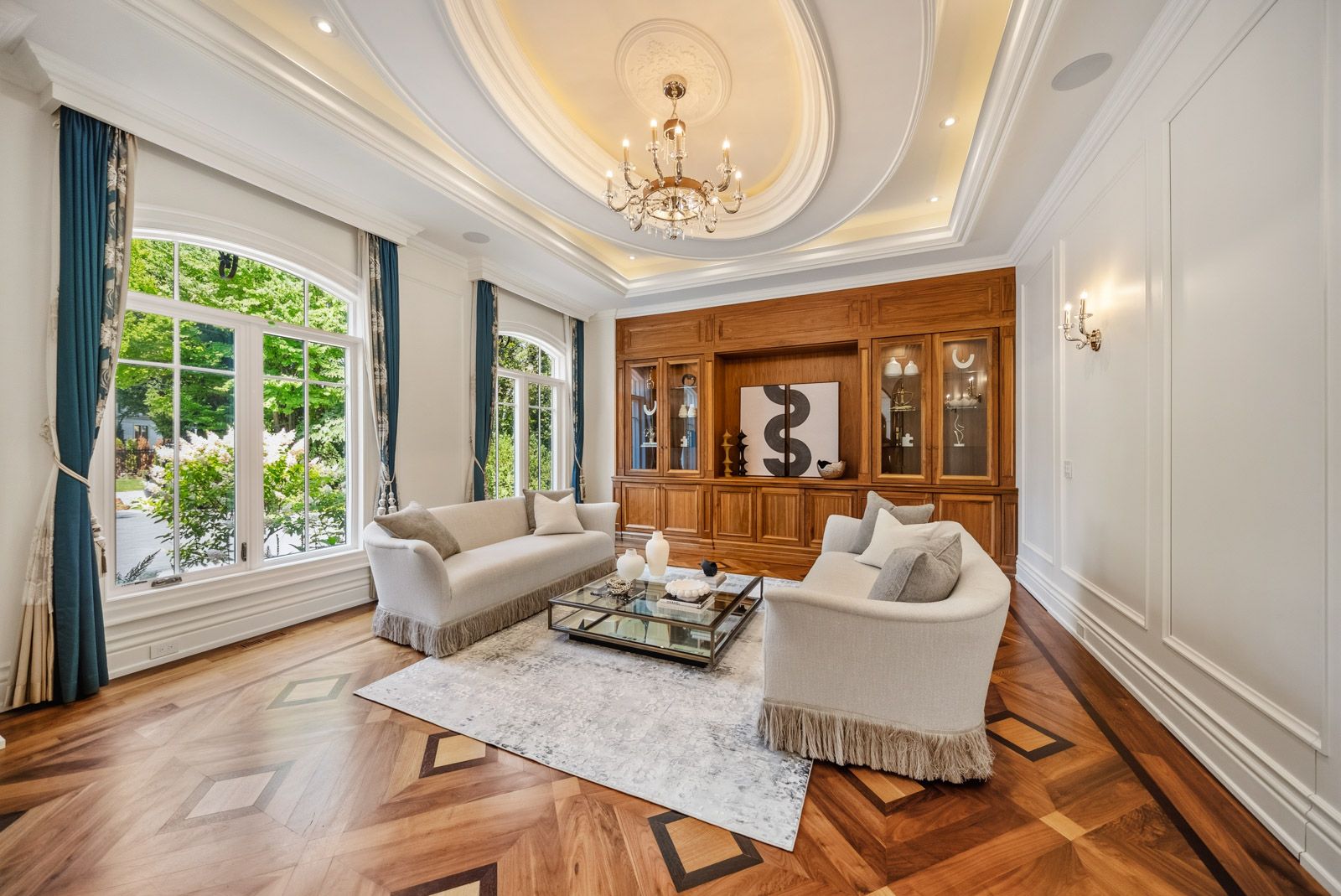 Grand Palatial Newly Completed