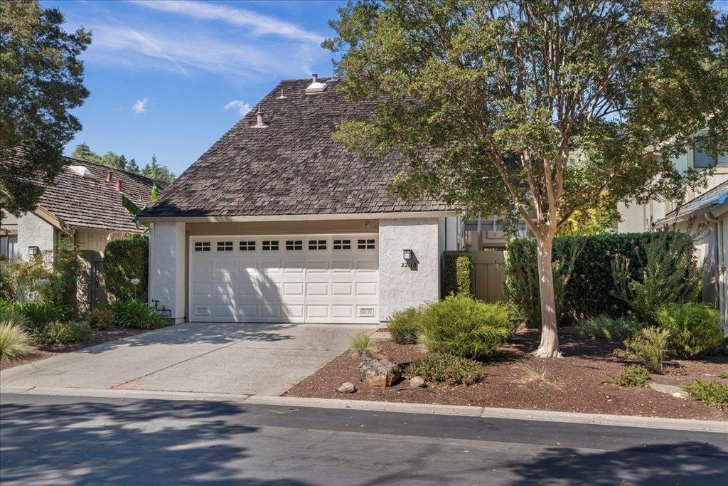 22113 Stocklmeir Ct