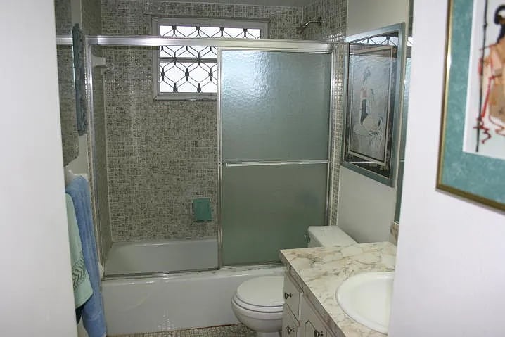 431 Wilma Cir