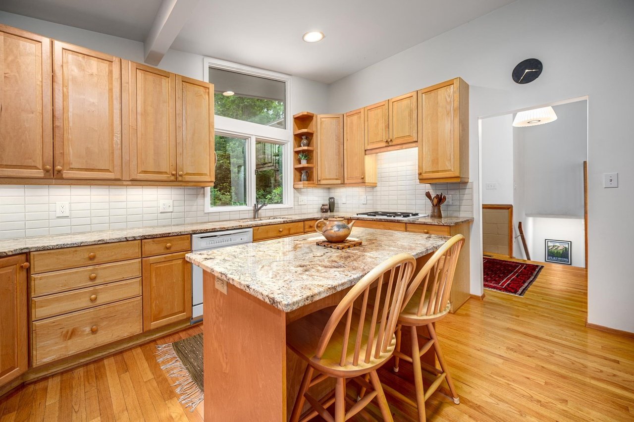 2 Bartram Dr