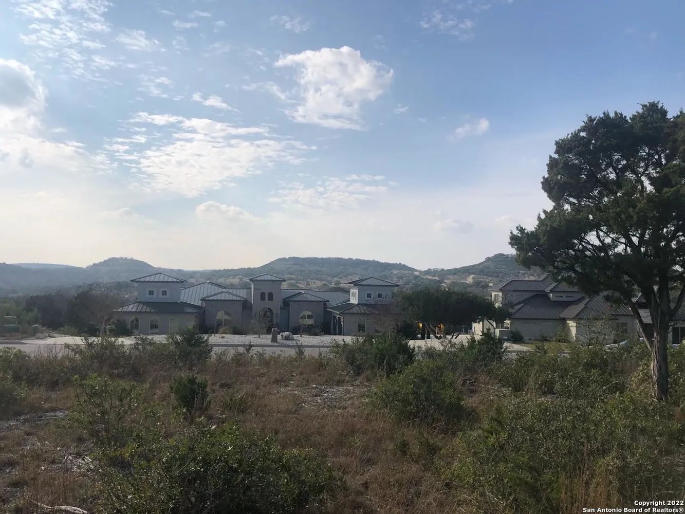 23106 Edens Cyn