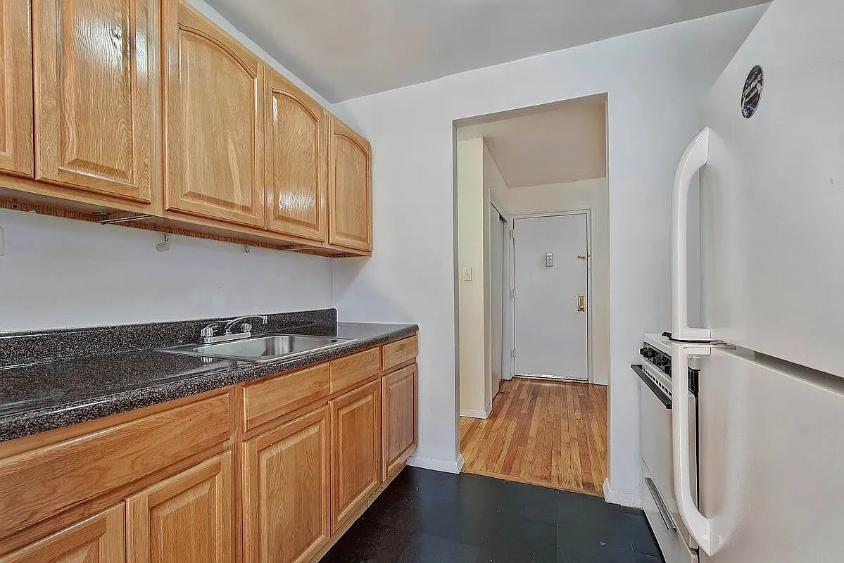 1130 Stadium Ave APT 3K