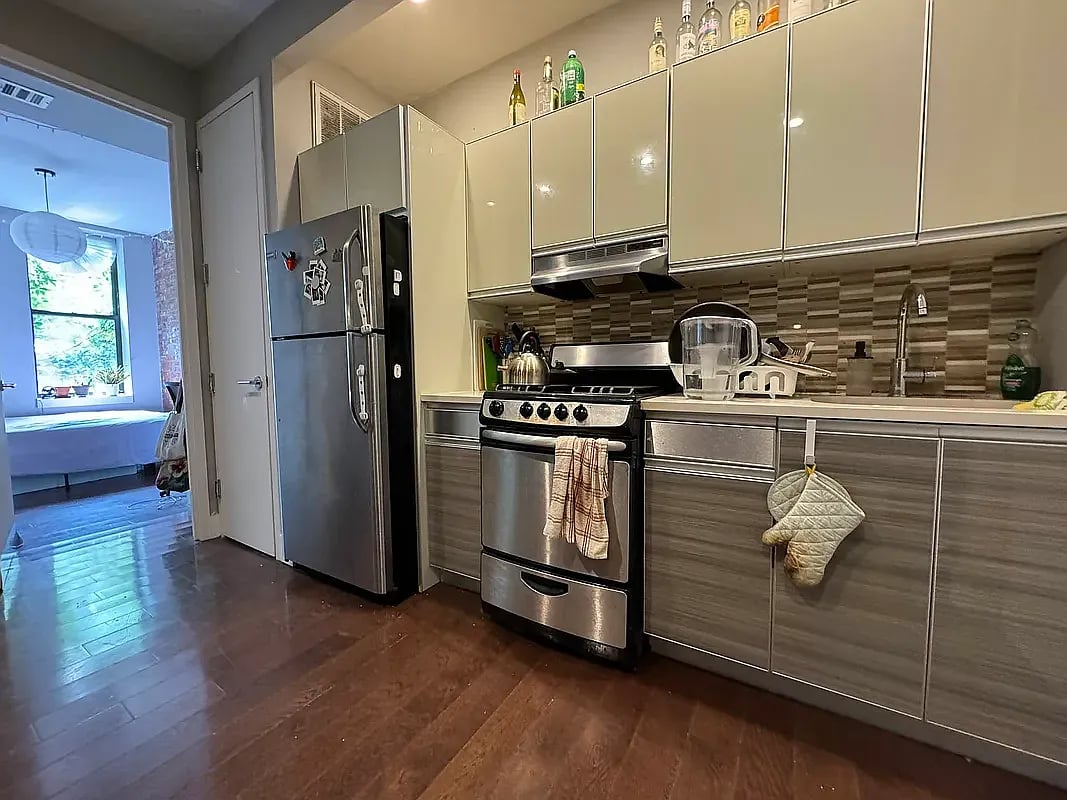 204 Starr St 3F