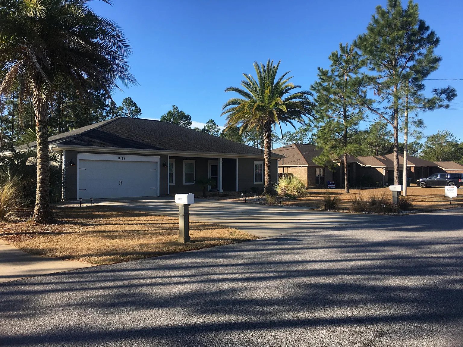  8181 Verdura St