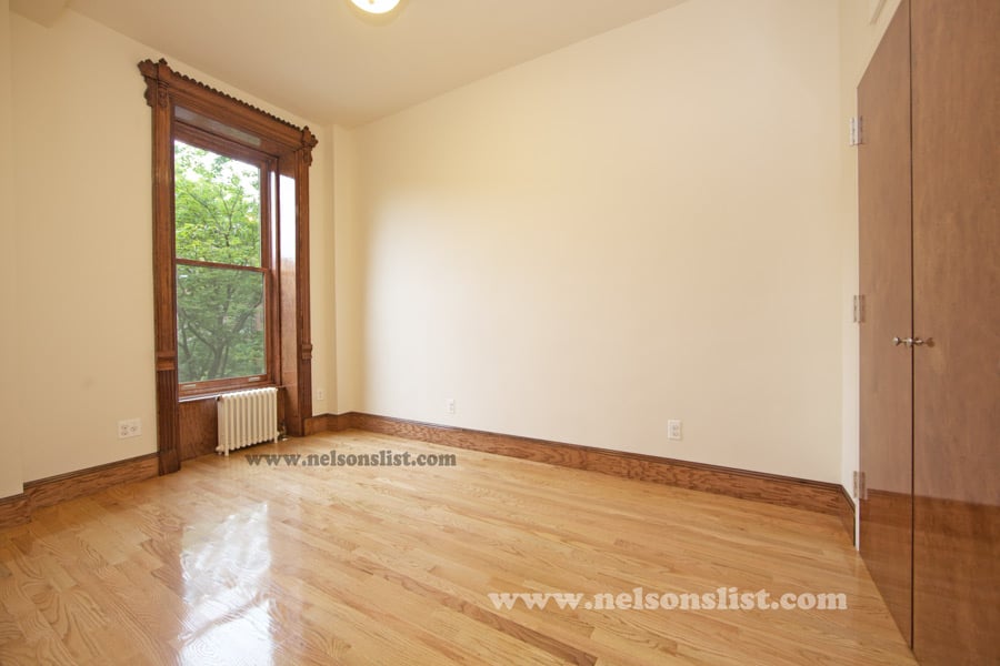 Union St btwn 7th & 8th Ave