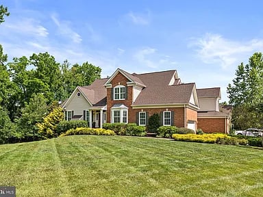 5761 Amelia Springs Cir