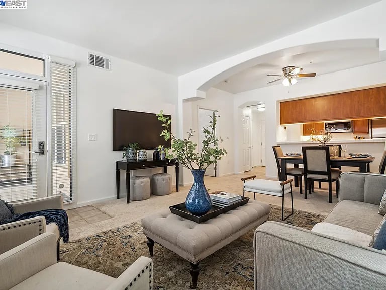 30 E Julian St #113